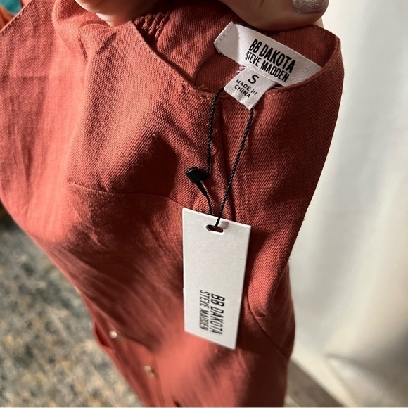 BB Dakota Steve Madden Easy A Button Front Tank Dress in Clay Small - Picture 5 of 11